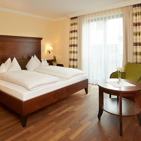 Hotel Zur Post Bad Koetzting Ngoại thất bức ảnh
