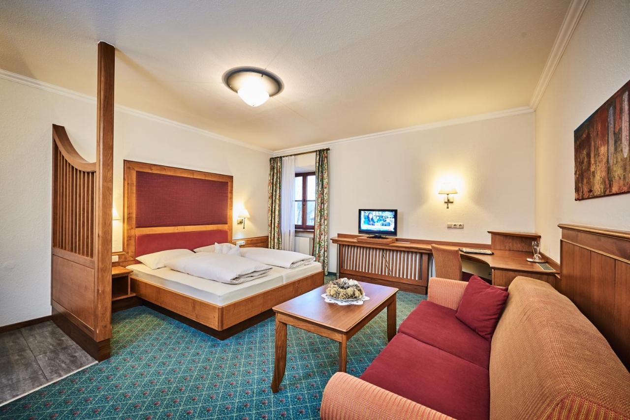Hotel Zur Post Bad Koetzting Ngoại thất bức ảnh